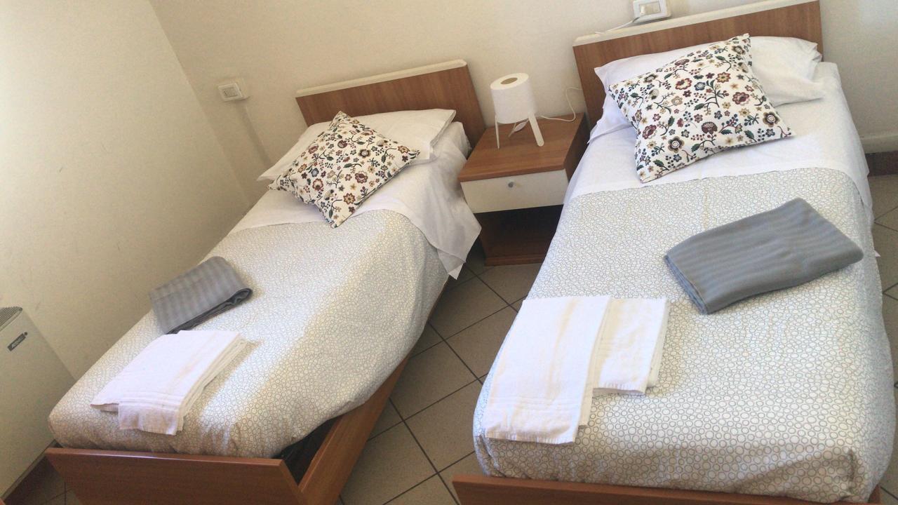 Albergo E Ostello Della Gioventu Biella Centro Storico 外观 照片