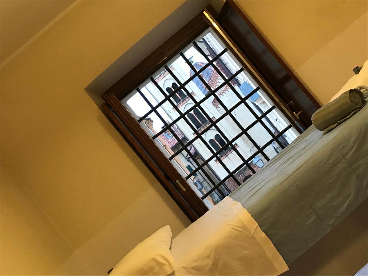 Albergo E Ostello Della Gioventu Biella Centro Storico 外观 照片